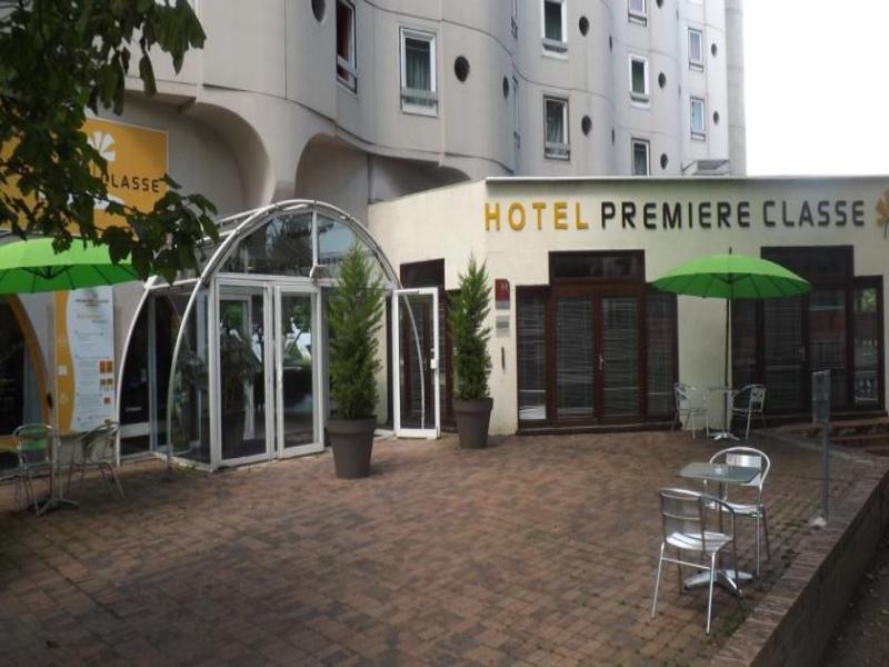 Hotelf1 Cergy Zewnętrze zdjęcie